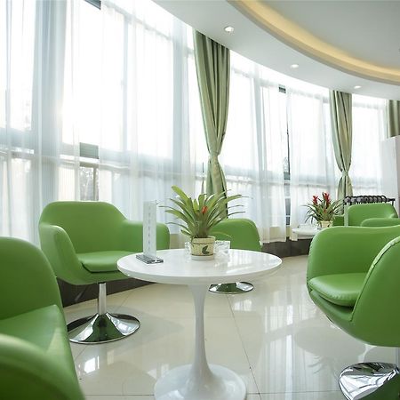 Vatica Shangdong Zaozhuang Tengzhou Railway Station Hotel Buitenkant foto